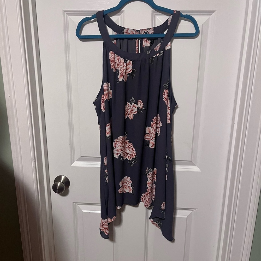 Torrid size 2 sleeveless blouse. New with tags